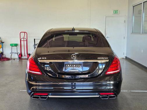 2016 Mercedes-Benz AMG S 4MATIC