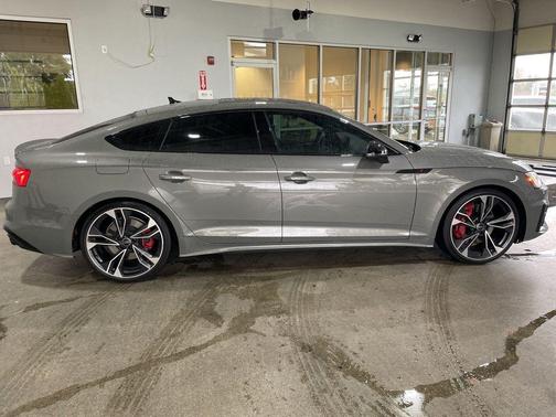 2023 Audi S5 Premium Plus TFSI quattro Tiptronic