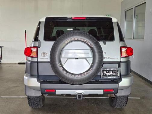 2010 Toyota FJ Cruiser Base