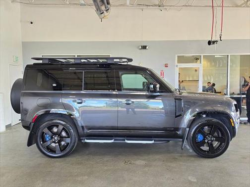 2024 Land Rover Defender 110 P400 X