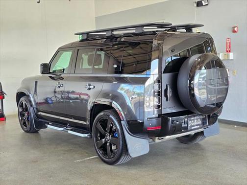 2024 Land Rover Defender 110 P400 X