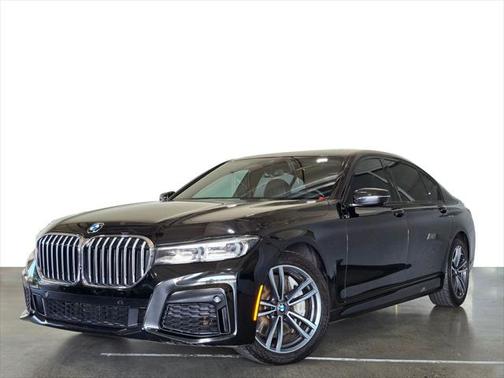 2022 BMW 750 i xDrive
