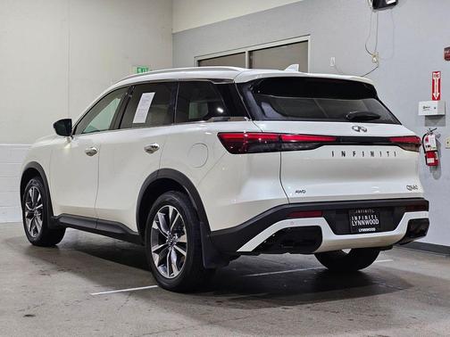 2024 INFINITI QX60 Luxe