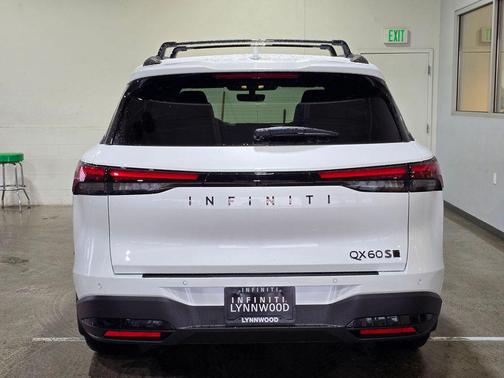 2026 INFINITI QX60 Base