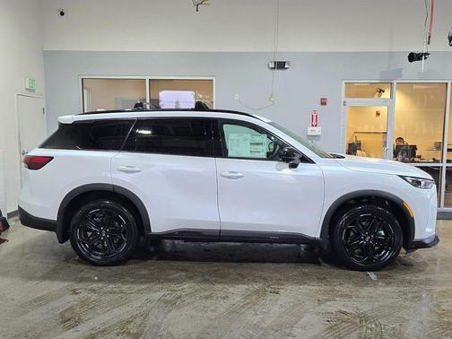 2026 INFINITI QX60 Base