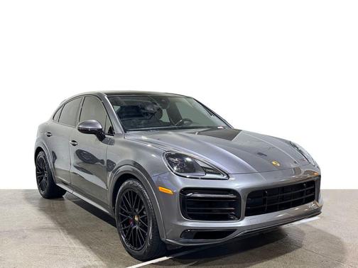 2022 Porsche Cayenne GTS