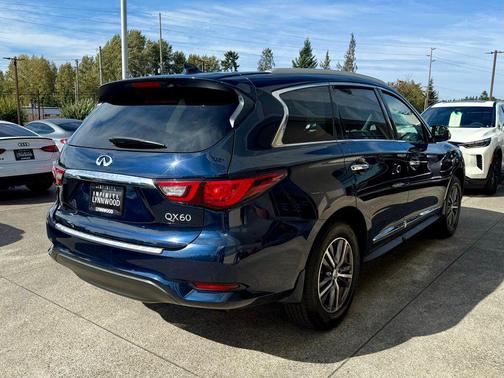 2018 INFINITI QX60 Base
