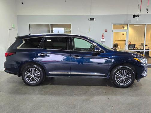 2018 INFINITI QX60 Base