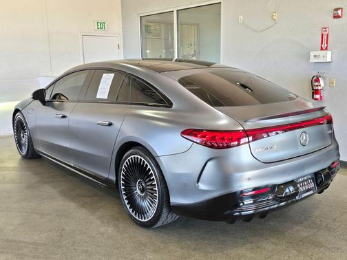 MANUFAKTUR Selenite Gray Magno 2023 Mercedes-Benz AMG EQS 4MATIC+