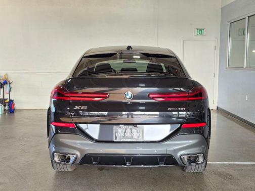 2024 BMW X6 xDrive40i