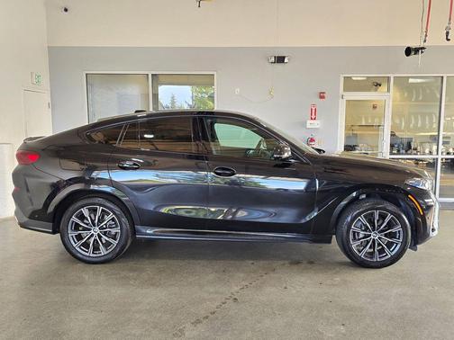 2024 BMW X6 xDrive40i