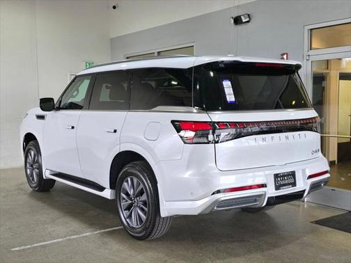 2025 INFINITI QX80 PURE AWD