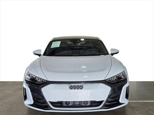 2023 Audi e-tron GT Prestige quattro