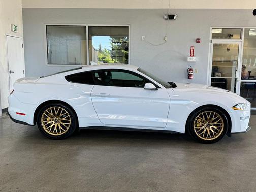 Oxford White 2021 Ford Mustang EcoBoost Premium