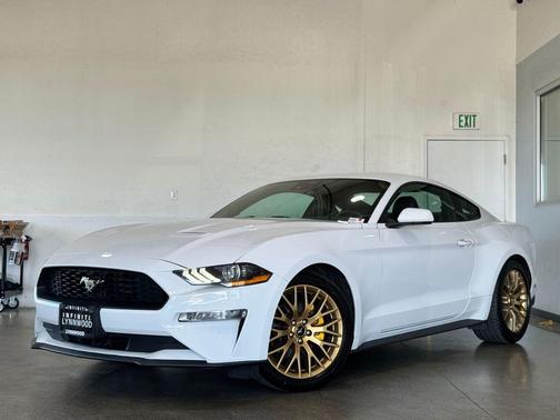Oxford White 2021 Ford Mustang EcoBoost Premium