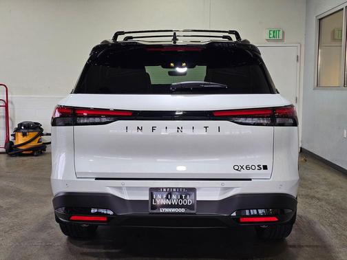 2026 INFINITI QX60 Base