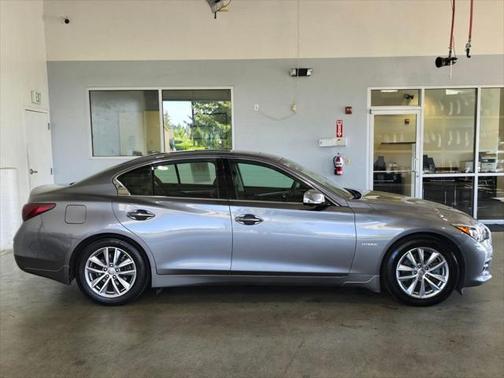 2014 INFINITI Q50 Hybrid Premium