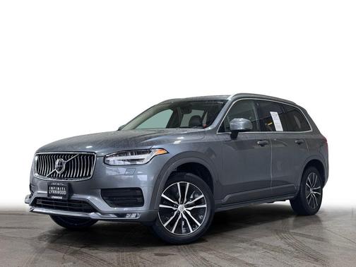 2020 Volvo XC90 T5 Momentum