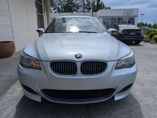 Silverstone Silver Metallic 2006 BMW M5 Base