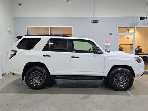2020 Toyota 4Runner Venture Special Edition