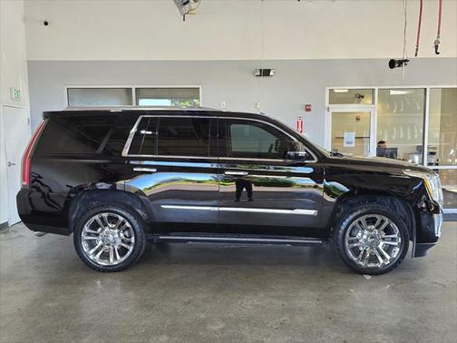 2018 Cadillac Escalade Premium Luxury