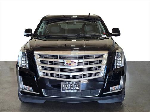 2018 Cadillac Escalade Premium Luxury