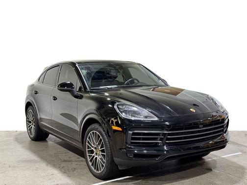 2022 Porsche Cayenne S