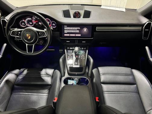 2022 Porsche Cayenne S