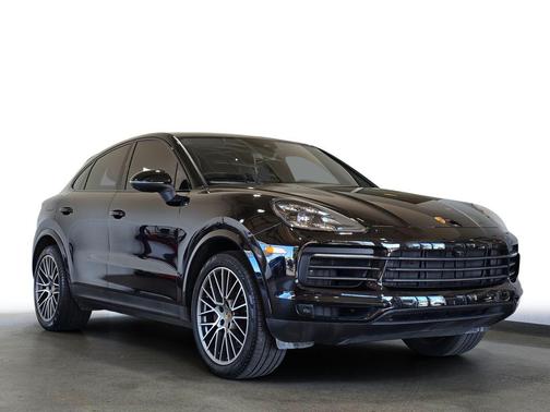 Black 2022 Porsche Cayenne S