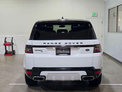 2021 Land Rover Range Rover Sport HSE Silver Edition