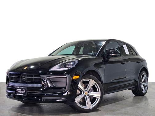 2024 Porsche Macan Base
