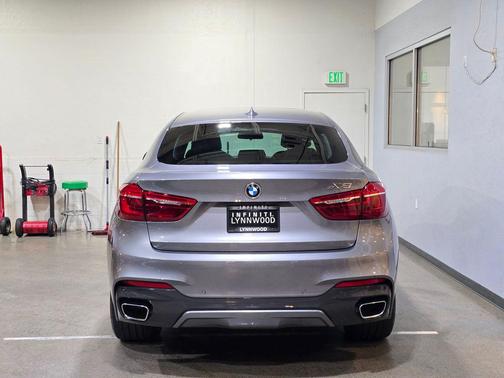 2018 BMW X6 xDrive35i