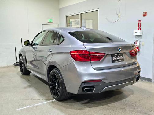 2018 BMW X6 xDrive35i