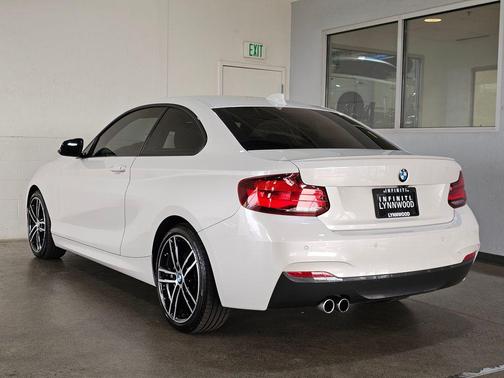 2021 BMW 230 xDrive