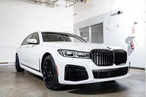 2021 BMW 750 i xDrive