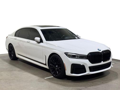 2021 BMW 750 i xDrive