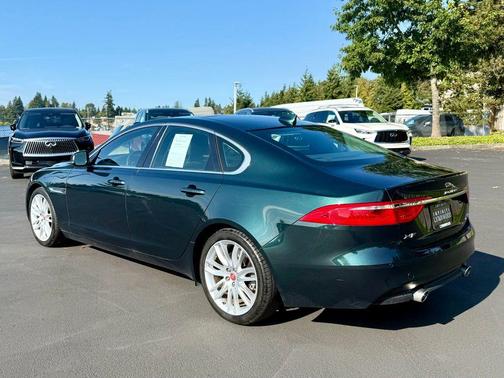2017 Jaguar XF 35t Prestige