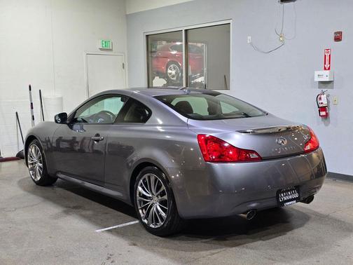 2012 INFINITI G37 Journey