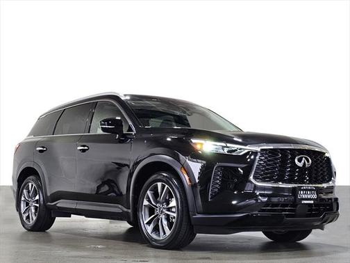 Mineral Black 2023 INFINITI QX60 Luxe