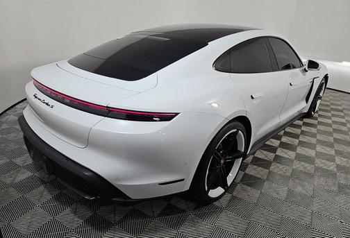 Carrara White Metallic 2020 Porsche Taycan Turbo S