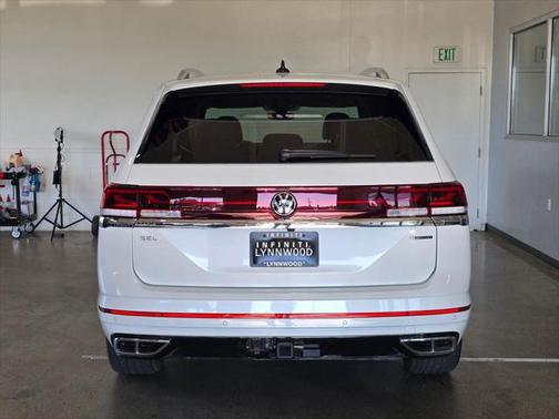 2024 Volkswagen Atlas 2.0T SEL Premium R-Line 4MOTION
