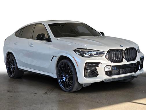 Mineral White Metallic 2023 BMW X6 M50i