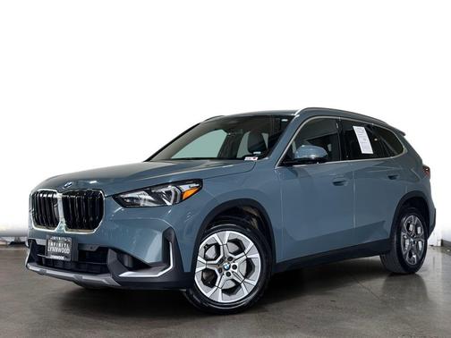 Cape York Green Metallic 2023 BMW X1 xDrive28i