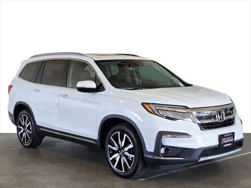2021 Honda Pilot Touring 8-Passenger