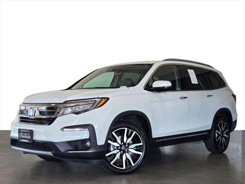 2021 Honda Pilot Touring 8-Passenger