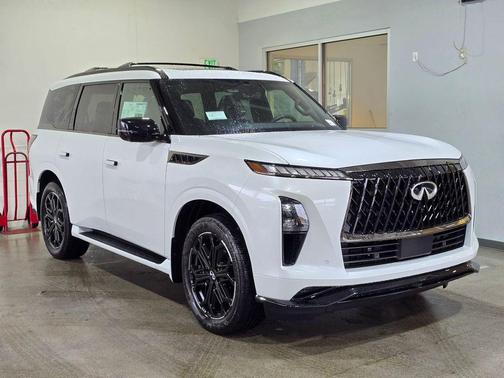 2026 INFINITI QX80 SPORT