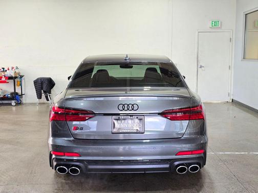 2021 Audi S6 2.9T Prestige