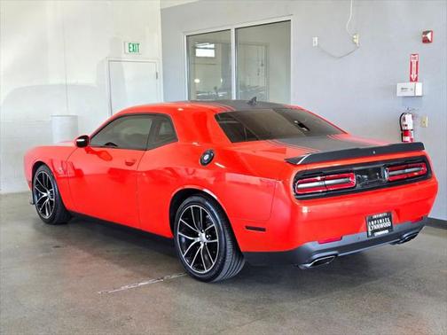 2016 Dodge Challenger R/T Scat Pack