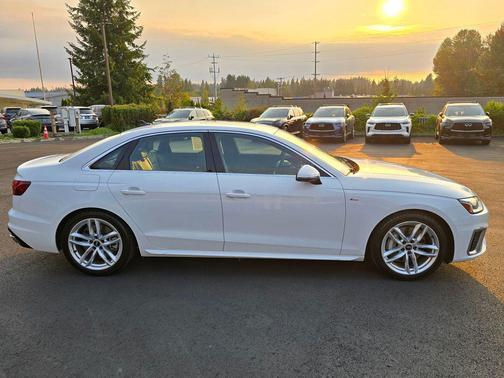 2023 Audi A4 45 S line Premium Plus