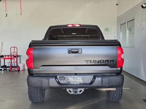 2017 Toyota Tundra SR5